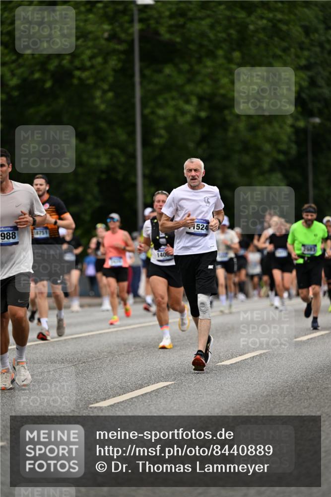 29.06.2025 - hella hamburg halbmarathon Dr. Thomas Lammeyer http://msf.ph/oto/8440889 29.06.2025 10:57:09 Kennedybrücke 2308, 2420, 2593, 2983, 2988, 3227, 3787, 6135, 6604, 7032, 7511, 7690, 7735, 7871, 8250, 8251, 9340, 10080, 10417, 10568, 10600, 10634, 10693, 10884 meine-sportfotos.de