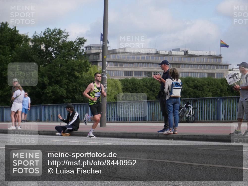 29.06.2025 - hella hamburg halbmarathon Luisa Fischer http://msf.ph/oto/8440952 29.06.2025 09:40:15 Kennedybrücke 11409, 4116 meine-sportfotos.de
