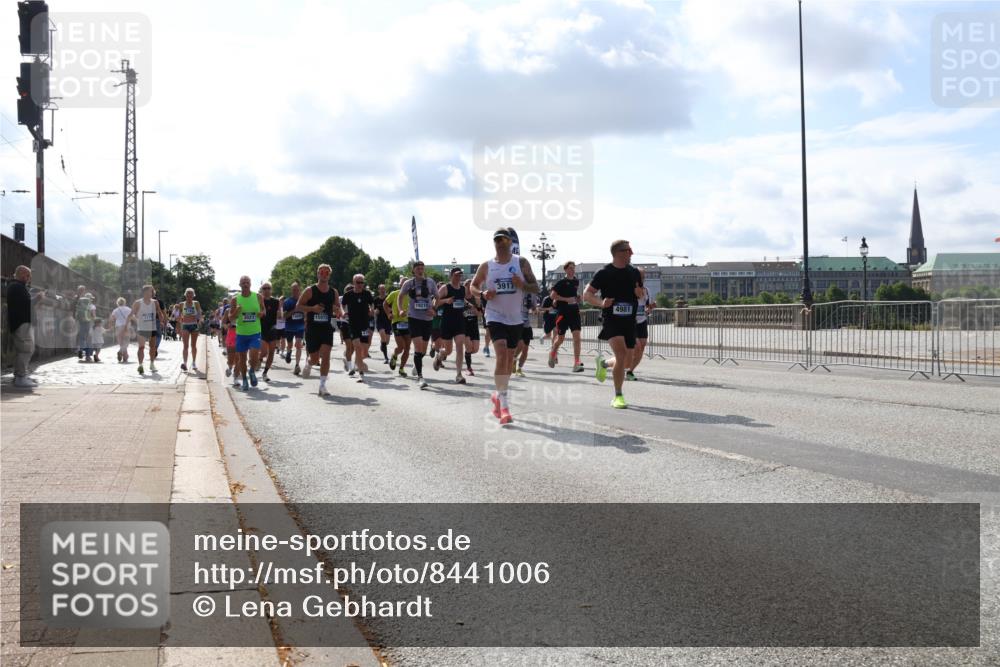 29.06.2025 - hella hamburg halbmarathon Lena Gebhardt http://msf.ph/oto/8441006 29.06.2025 09:52:55 Lombardsbrücke 1176, 3021, 15973, 19210, 3917, 4981, 1012, 1070, 1163, 1169, 1176, 1220, 1391, 1415, 1512, 1613, 1735, 1782, 2048, 2189, 2213, 2233, 2234, 2590, 2788, 2970, 3021, 3098, 3109, 3124, 3304, 3907, 3917, 3928, 4080, 4277, 4497, 4691, 4933, 4981, 4997, 5007, 5011, 5132, 5476, 5477, 5682, 6081, 6152, 6712, 6716, 7005, 7067, 7093, 7147, 7191, 7325, 7432, 7451, 7599, 7843, 7865, 7961, 8063, 8145, 8467, 8664, 10796, 11779, 13403, 13614, 14257 meine-sportfotos.de