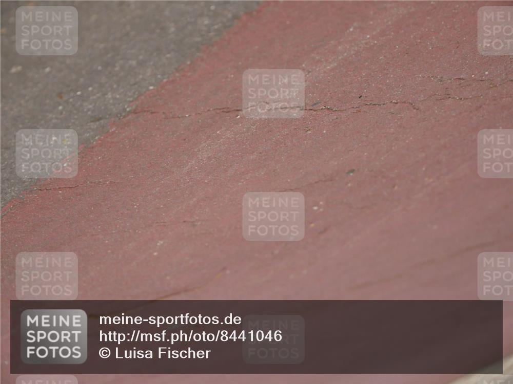 29.06.2025 - hella hamburg halbmarathon Luisa Fischer http://msf.ph/oto/8441046 29.06.2025 09:40:41 Kennedybrücke  meine-sportfotos.de
