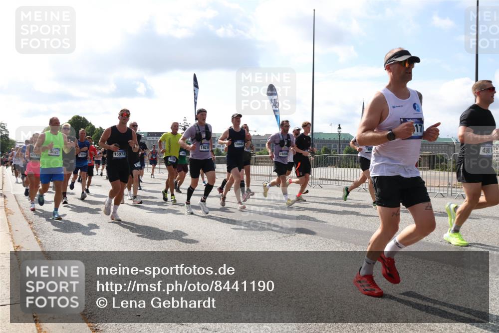 29.06.2025 - hella hamburg halbmarathon Lena Gebhardt http://msf.ph/oto/8441190 29.06.2025 09:52:57 Lombardsbrücke 12783, 3021, 14690, 15973, 18887, 19210, 18407, 19206, 7005, 27, 17, 4981, 1012, 1070, 1163, 1169, 1176, 1220, 1391, 1415, 1512, 1613, 1735, 1782, 2048, 2189, 2213, 2233, 2234, 2590, 2788, 2970, 3021, 3098, 3109, 3124, 3304, 3907, 3917, 3928, 4080, 4277, 4497, 4691, 4933, 4981, 4997, 5007, 5132, 5476, 5477, 5623, 5682, 6081, 6152, 6712, 6716, 7005, 7067, 7093, 7147, 7191, 7325, 7432, 7451, 7599, 7843, 7865, 7961, 8063, 8145, 8467, 8664, 10796, 11779, 13403, 13614, 14257 meine-sportfotos.de