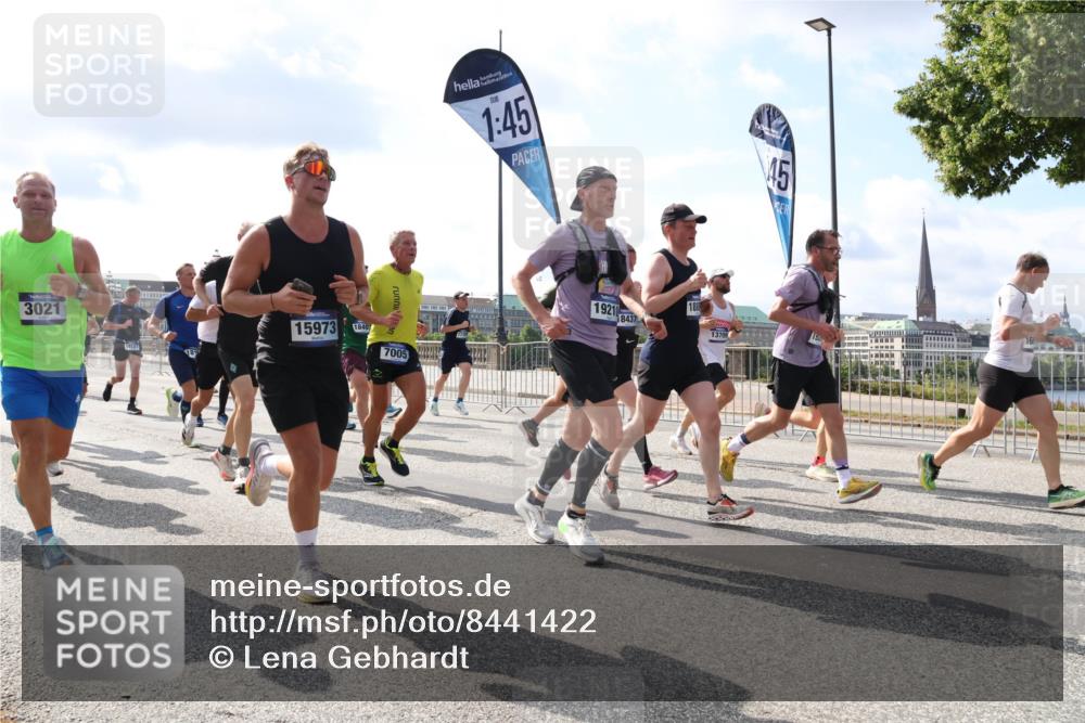 29.06.2025 - hella hamburg halbmarathon Lena Gebhardt http://msf.ph/oto/8441422 29.06.2025 09:52:58 Lombardsbrücke 3021, 19127, 15973, 18407, 7005, 1, 45, 19210, 8437, 188, 13709, 45, 1012, 1070, 1163, 1169, 1176, 1220, 1391, 1415, 1512, 1613, 1735, 1782, 2048, 2189, 2213, 2233, 2234, 2590, 2788, 2970, 3021, 3098, 3109, 3124, 3304, 3907, 3917, 3928, 4080, 4277, 4497, 4691, 4933, 4981, 4997, 5007, 5132, 5476, 5477, 5623, 5682, 6081, 6152, 6712, 6716, 7005, 7067, 7093, 7147, 7191, 7325, 7432, 7450, 7451, 7599, 7843, 7865, 7961, 8063, 8145, 8467, 8664, 10796, 11779, 13403, 13614 meine-sportfotos.de