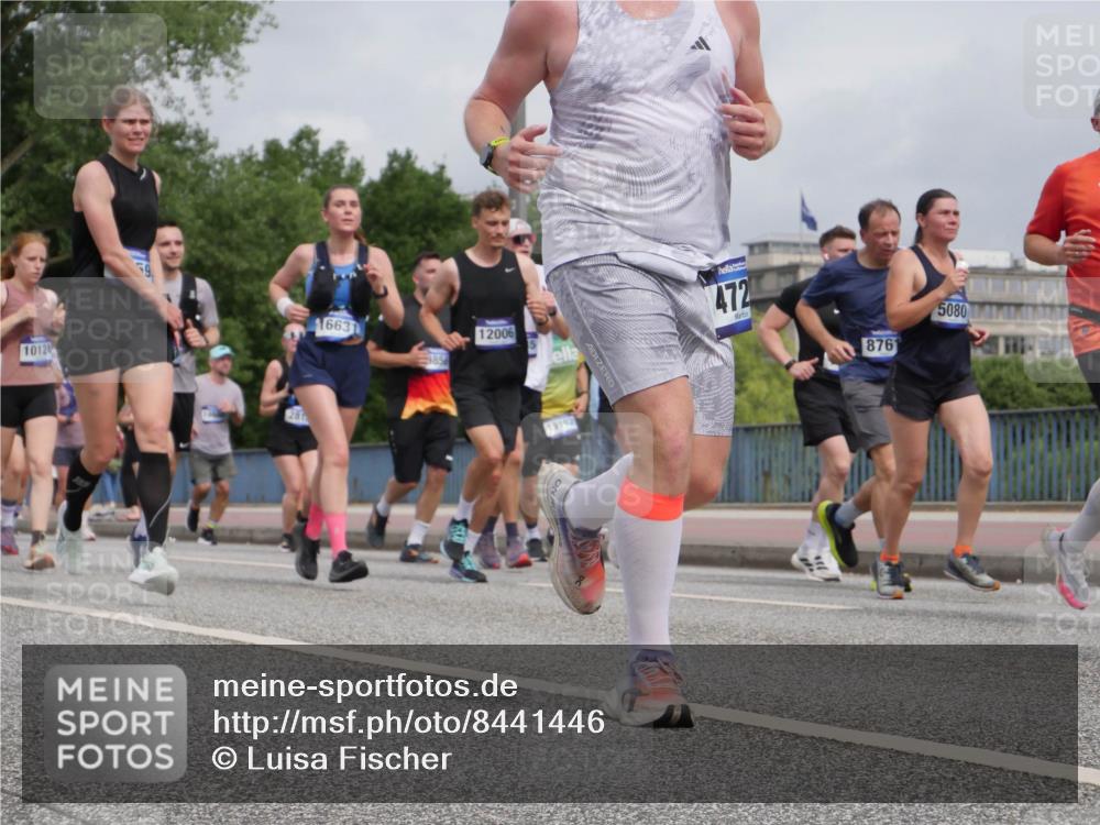 29.06.2025 - hella hamburg halbmarathon Luisa Fischer http://msf.ph/oto/8441446 29.06.2025 10:22:28 Kennedybrücke 1663, 10124, 385, 12006, 19192, 472, 5080, 876, 1159, 1160, 1325, 1332, 1755, 2017, 2589, 2703, 2812, 3105, 3118, 4108, 4110, 4722, 5080, 5449, 6249, 6270, 6542, 6736, 7143, 8761, 9252, 9270, 9272, 9856, 10124, 10129 meine-sportfotos.de