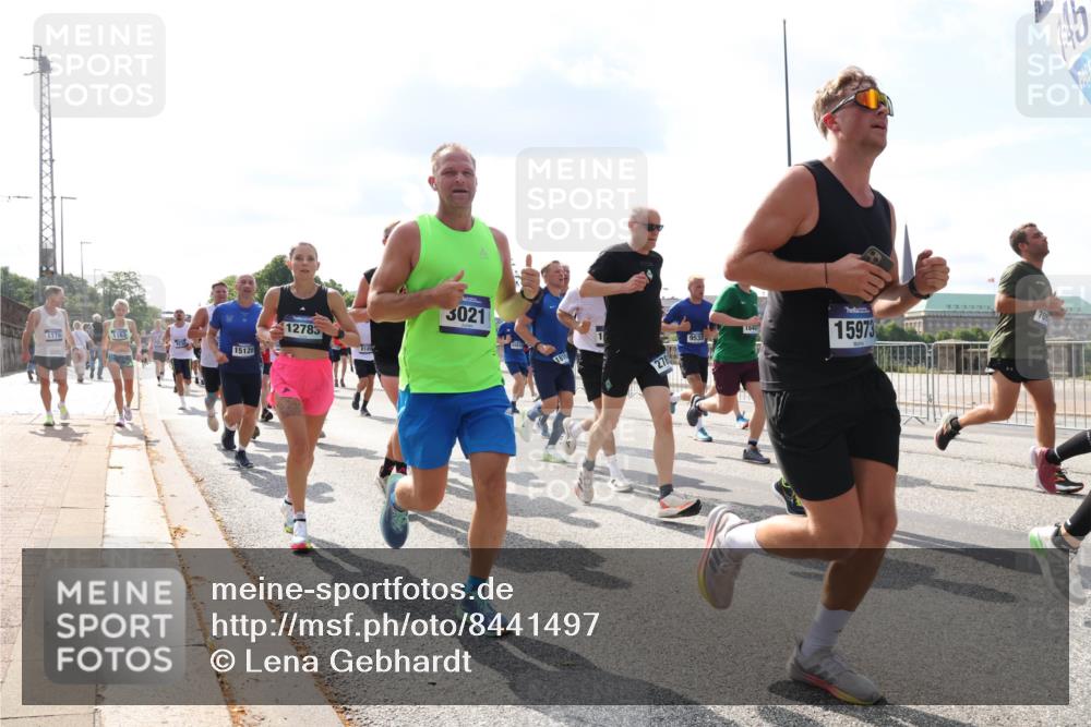 29.06.2025 - hella hamburg halbmarathon Lena Gebhardt http://msf.ph/oto/8441497 29.06.2025 09:52:58 Lombardsbrücke 1176, 15126, 12783, 8145, 3021, 1810, 9538, 15973, 745, 1012, 1070, 1163, 1169, 1176, 1220, 1391, 1415, 1512, 1613, 1735, 1782, 2048, 2189, 2213, 2233, 2234, 2590, 2788, 2970, 3021, 3098, 3109, 3124, 3304, 3907, 3917, 3928, 4080, 4277, 4497, 4691, 4933, 4981, 4997, 5007, 5132, 5476, 5477, 5623, 5682, 6081, 6152, 6712, 6716, 7005, 7067, 7093, 7147, 7191, 7325, 7432, 7450, 7451, 7599, 7843, 7865, 7961, 8063, 8145, 8467, 8664, 10796, 11779, 13403, 13614 meine-sportfotos.de