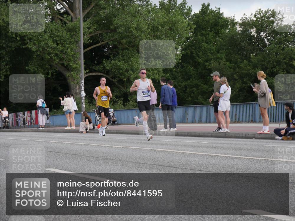 29.06.2025 - hella hamburg halbmarathon Luisa Fischer http://msf.ph/oto/8441595 29.06.2025 09:41:45 Kennedybrücke 17402, 6380, 53, 6380 meine-sportfotos.de
