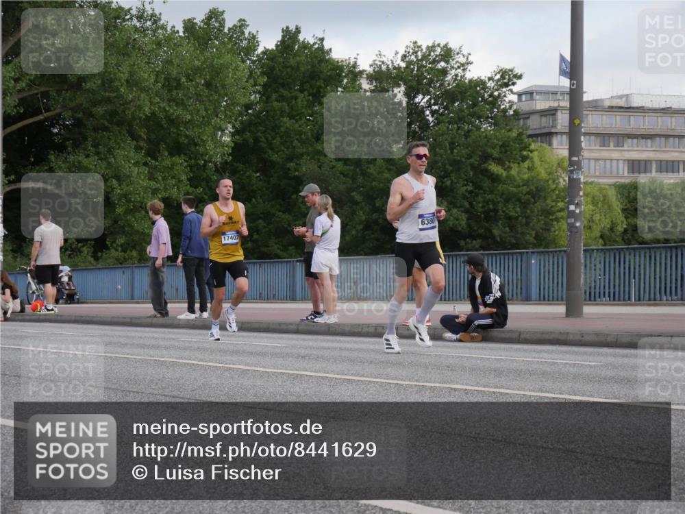 29.06.2025 - hella hamburg halbmarathon Luisa Fischer http://msf.ph/oto/8441629 29.06.2025 09:41:47 Kennedybrücke 17402, 6380, 53, 6380 meine-sportfotos.de