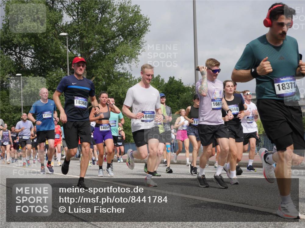 29.06.2025 - hella hamburg halbmarathon Luisa Fischer http://msf.ph/oto/8441784 29.06.2025 10:23:03 Kennedybrücke 11999, 13619, 6444, 15323, 18368, 14054, 6886, 16480, 8755, 17123, 137, 1661, 568, 1624, 18371, 1145, 3678, 4539, 4614, 5035, 5123, 5251, 5556, 5834, 5849, 5878, 6444, 6796, 6797, 6872, 6874, 7137, 7647, 7917, 10622 meine-sportfotos.de