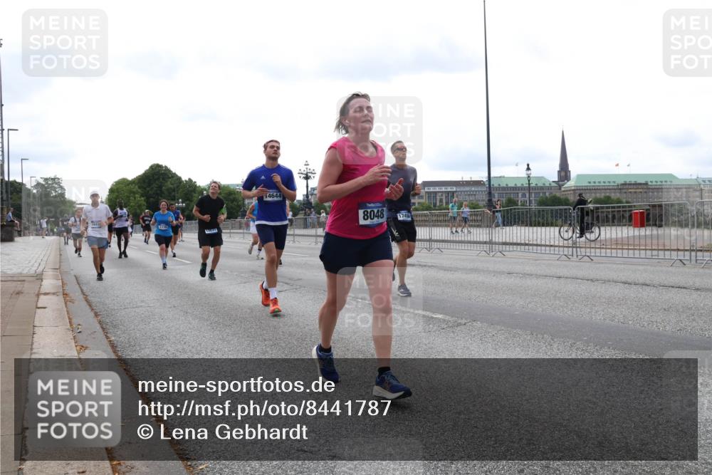 29.06.2025 - hella hamburg halbmarathon Lena Gebhardt http://msf.ph/oto/8441787 29.06.2025 10:29:29 Lombardsbrücke 1230, 14644, 8048, 17496, 1063, 1230, 1661, 2688, 3179, 3311, 3524, 4349, 4373, 4395, 4982, 5350, 6285, 6345, 6725, 7169, 7449, 7517, 7832, 8048, 8812, 9714, 9937, 10198, 10322, 10641, 10808, 10996, 11249, 11269, 11444, 11634, 11792, 11803, 11989, 12086, 12099, 12216, 12227, 12404, 12958, 13090, 13382, 13810, 14644, 15952, 15955, 16306, 16659, 16662, 16673, 16676, 17496, 17945, 18298, 18299, 18385, 18414 meine-sportfotos.de