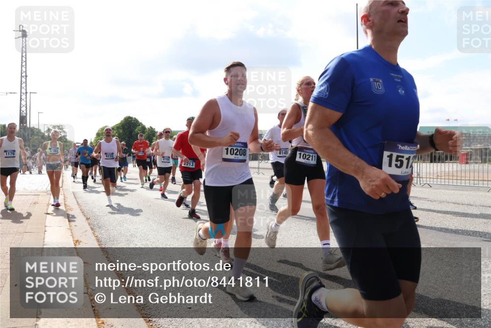29.06.2025 - hella hamburg halbmarathon Lena Gebhardt http://msf.ph/oto/8441811 29.06.2025 09:53:00 Lombardsbrücke 1176, 1163, 9232, 8704, 2213, 10208, 8145, 10, 10211, 151, 1012, 1070, 1163, 1176, 1220, 1391, 1415, 1512, 1613, 1735, 1782, 2048, 2189, 2213, 2233, 2234, 2590, 2788, 2970, 3021, 3098, 3109, 3124, 3304, 3907, 3917, 3928, 4080, 4277, 4497, 4553, 4691, 4933, 4981, 4997, 5007, 5132, 5476, 5477, 5623, 5682, 6081, 6152, 6203, 6712, 6716, 7005, 7067, 7093, 7147, 7191, 7204, 7325, 7450, 7451, 7599, 7765, 7843, 7865, 7961, 8063, 8145, 8467, 8664, 10796, 13403 meine-sportfotos.de