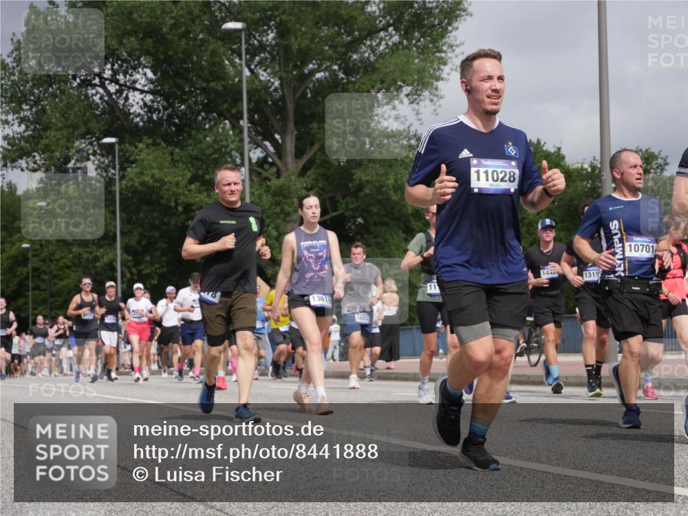 29.06.2025 - hella hamburg halbmarathon Luisa Fischer http://msf.ph/oto/8441888 29.06.2025 10:23:12 Kennedybrücke 2026, 11028, 144, 1319, 11, 13619, 10701, 1110, 1115, 2357, 3278, 3678, 4539, 4614, 4737, 4739, 5123, 5849, 6444, 7744, 7917, 10550, 10622 meine-sportfotos.de