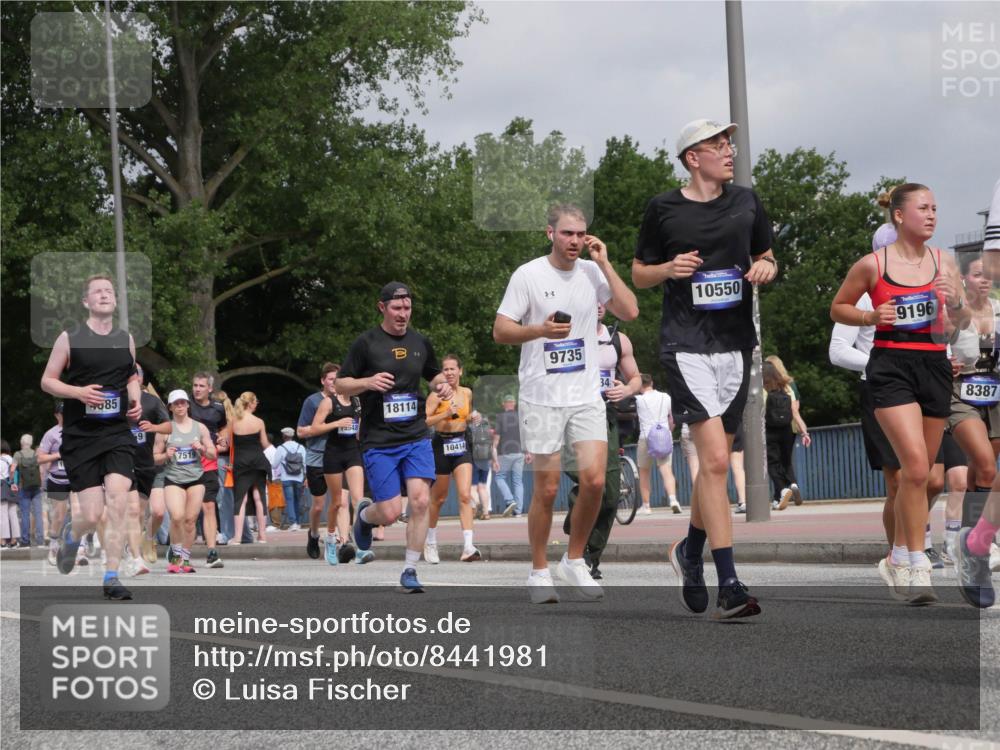 29.06.2025 - hella hamburg halbmarathon Luisa Fischer http://msf.ph/oto/8441981 29.06.2025 10:23:20 Kennedybrücke 85, 7519, 9735, 34, 5548, 18114, 10414, 10550, 9196, 8387, 1110, 1115, 2357, 4585, 4737, 4739, 5659, 7519, 7739, 7808, 8387, 8462, 9136, 9196, 9735, 10414, 10550 meine-sportfotos.de