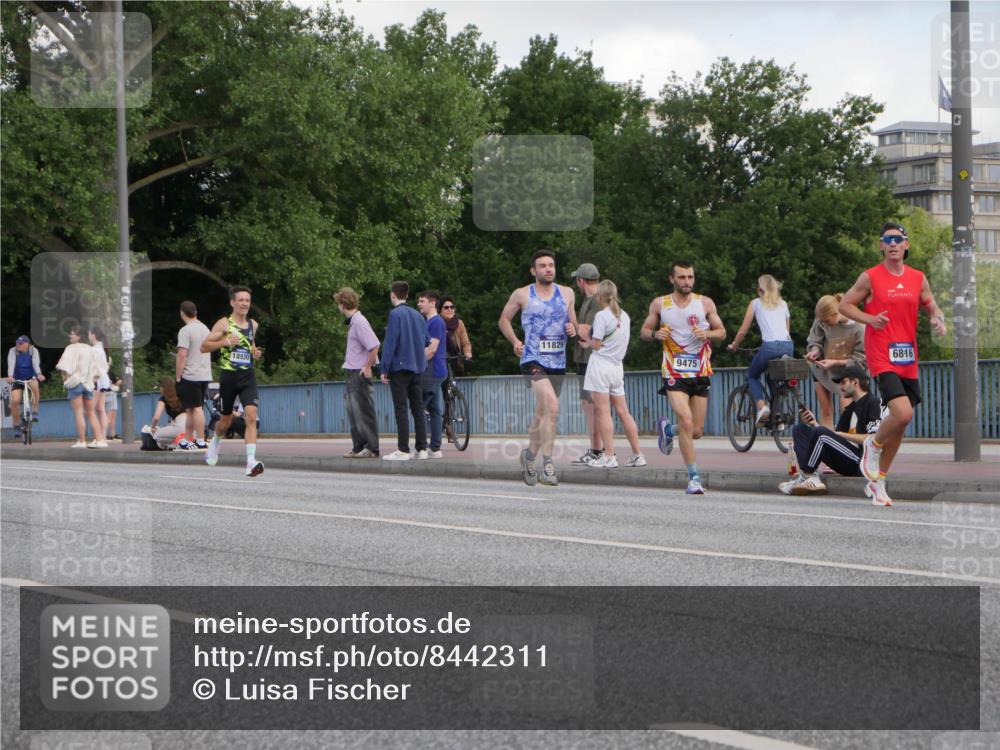 29.06.2025 - hella hamburg halbmarathon Luisa Fischer http://msf.ph/oto/8442311 29.06.2025 09:42:35 Kennedybrücke 11829, 18930, 9475, 6816, 5253, 6816, 9151, 9475 meine-sportfotos.de