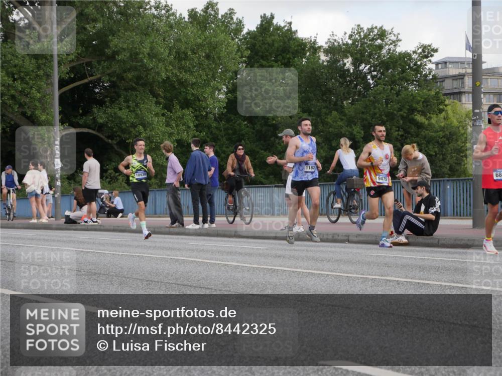 29.06.2025 - hella hamburg halbmarathon Luisa Fischer http://msf.ph/oto/8442325 29.06.2025 09:42:36 Kennedybrücke 1182, 68, 18930, 9475, 5253, 6816, 9151, 9475 meine-sportfotos.de