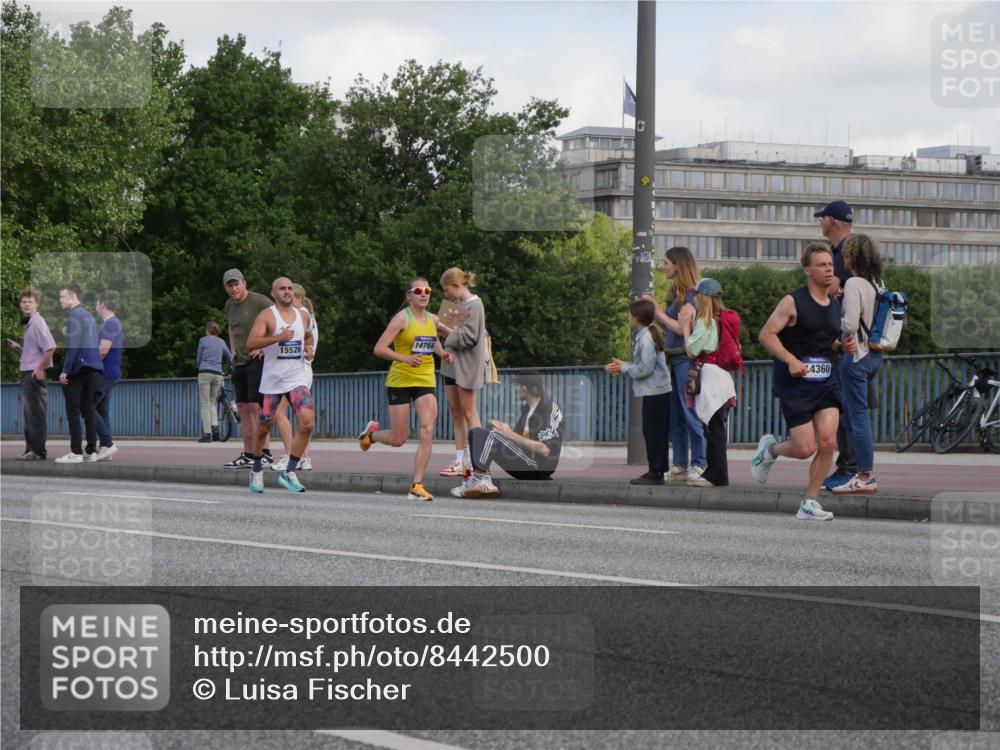 29.06.2025 - hella hamburg halbmarathon Luisa Fischer http://msf.ph/oto/8442500 29.06.2025 09:42:52 Kennedybrücke 14766, 15526, 4360 meine-sportfotos.de