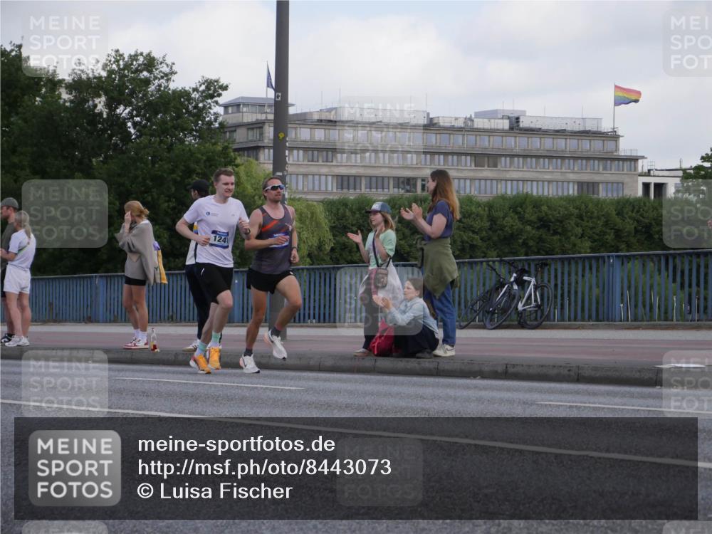 29.06.2025 - hella hamburg halbmarathon Luisa Fischer http://msf.ph/oto/8443073 29.06.2025 09:44:06 Kennedybrücke 124, 1241 meine-sportfotos.de