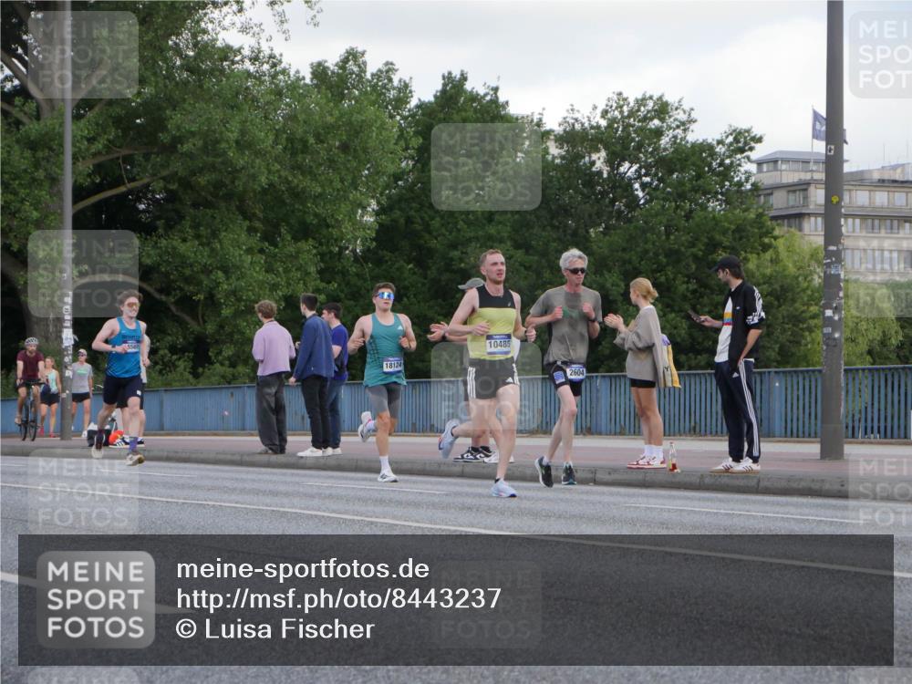 29.06.2025 - hella hamburg halbmarathon Luisa Fischer http://msf.ph/oto/8443237 29.06.2025 09:44:15 Kennedybrücke 569, 18124, 10485, 2604, 2604, 10485 meine-sportfotos.de