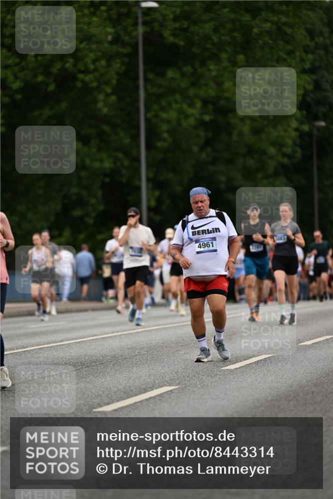 29.06.2025 - hella hamburg halbmarathon Dr. Thomas Lammeyer http://msf.ph/oto/8443314 29.06.2025 10:57:32 Kennedybrücke 2291, 2420, 4595, 6041, 6044, 7032, 7039, 7690, 7890, 8414, 9368, 10080, 10417, 10490, 10568, 10879, 10981, 11268 meine-sportfotos.de