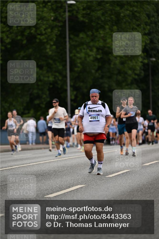 29.06.2025 - hella hamburg halbmarathon Dr. Thomas Lammeyer http://msf.ph/oto/8443363 29.06.2025 10:57:32 Kennedybrücke 2291, 2420, 4595, 6041, 6044, 7032, 7039, 7690, 7890, 8414, 9368, 10080, 10417, 10490, 10568, 10879, 10981, 11268 meine-sportfotos.de