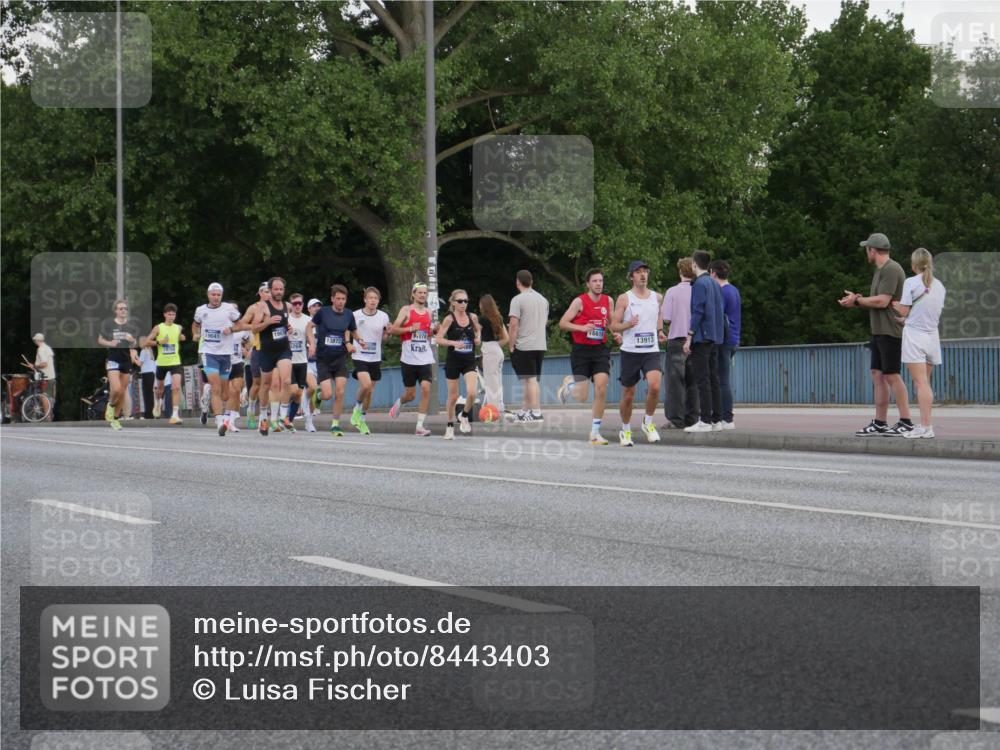 29.06.2025 - hella hamburg halbmarathon Luisa Fischer http://msf.ph/oto/8443403 29.06.2025 09:44:39 Kennedybrücke 14753, 19041, 1907, 13872, 078, 9269, 050, 16615, 13913, 5612, 7331, 7855, 9269, 10468 meine-sportfotos.de