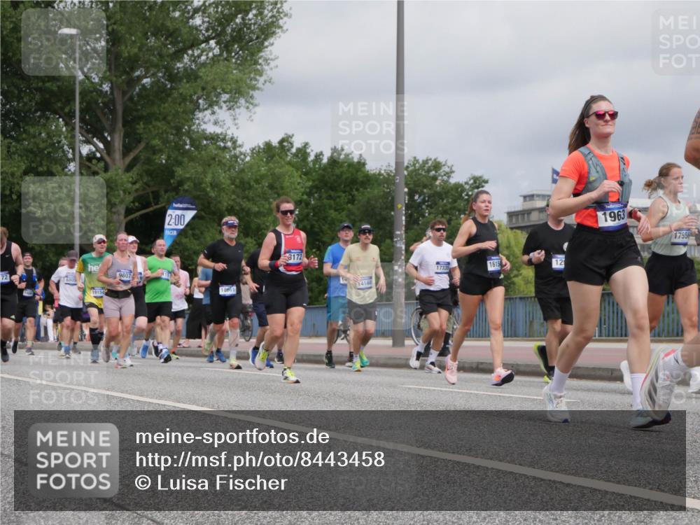 29.06.2025 - hella hamburg halbmarathon Luisa Fischer http://msf.ph/oto/8443458 29.06.2025 10:25:21 Kennedybrücke 72, 9807, 19154, 2, 00, 18661, 3172, 17335, 1615, 12, 14168, 1963, 17556, 1294, 1419, 1963, 2063, 2172, 2919, 3108, 3172, 3735, 3768, 3946, 4376, 4556, 5079, 6030, 6676, 6805, 8884, 8954, 9516, 9807, 10167, 10710 meine-sportfotos.de