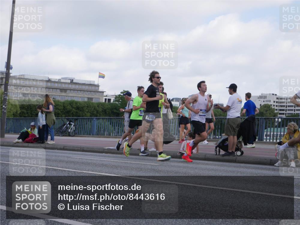 29.06.2025 - hella hamburg halbmarathon Luisa Fischer http://msf.ph/oto/8443616 29.06.2025 09:44:48 Kennedybrücke 5611, 7855, 14836, 5612, 7331, 7855, 9269, 10468 meine-sportfotos.de