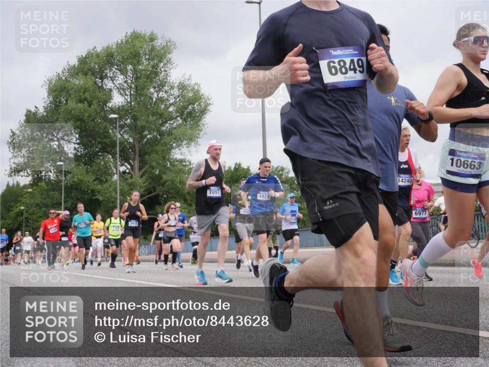 29.06.2025 - hella hamburg halbmarathon Luisa Fischer http://msf.ph/oto/8443628 29.06.2025 10:25:34 Kennedybrücke 3910, 7097, 143, 4829, 6849, 10663, 14240, 6977, 1598, 2351, 3458, 3735, 3910, 4113, 4114, 4829, 6030, 6303, 6307, 6849, 6899, 6977, 7097, 7162, 7794, 8511, 9204, 9516, 10241, 10663, 10739 meine-sportfotos.de