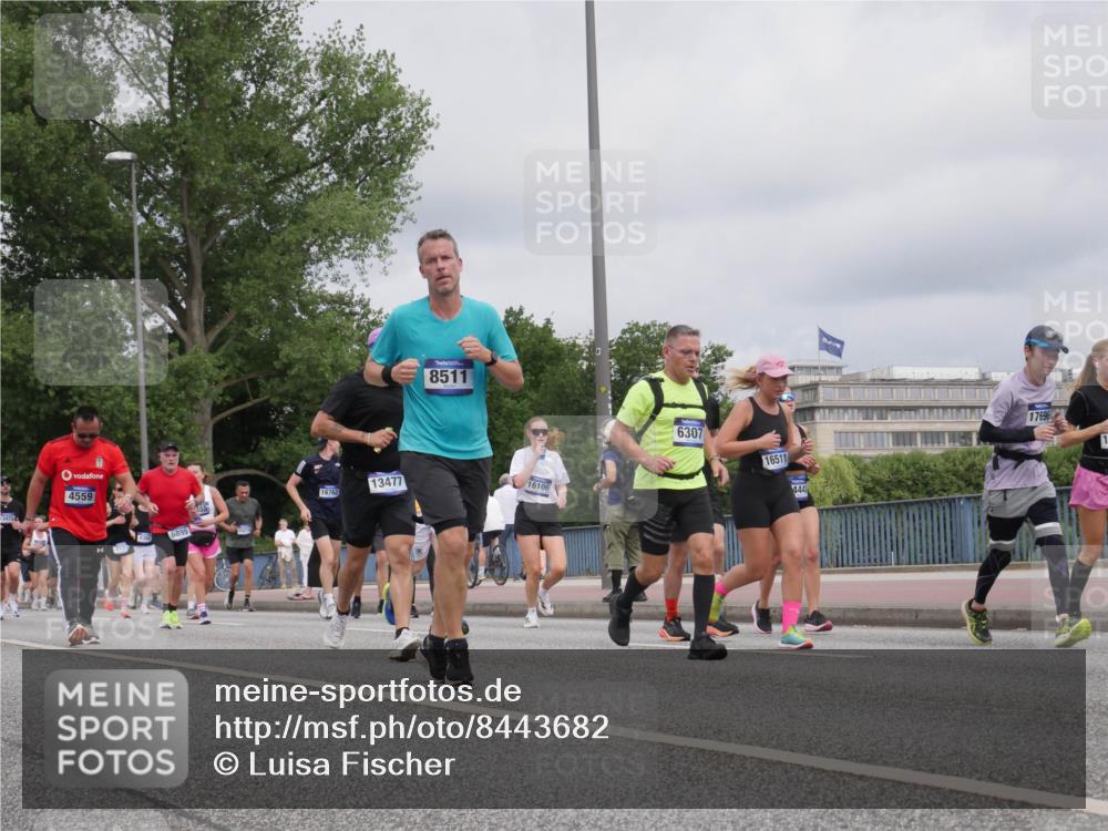 29.06.2025 - hella hamburg halbmarathon Luisa Fischer http://msf.ph/oto/8443682 29.06.2025 10:25:39 Kennedybrücke 4559, 16762, 6899, 13477, 40, 8511, 16106, 6307, 16511, 4442, 17696, 2351, 3910, 3995, 4113, 4131, 4366, 4559, 4829, 4970, 6307, 6820, 6899, 7097, 8511, 8855, 8931, 10065, 10739 meine-sportfotos.de