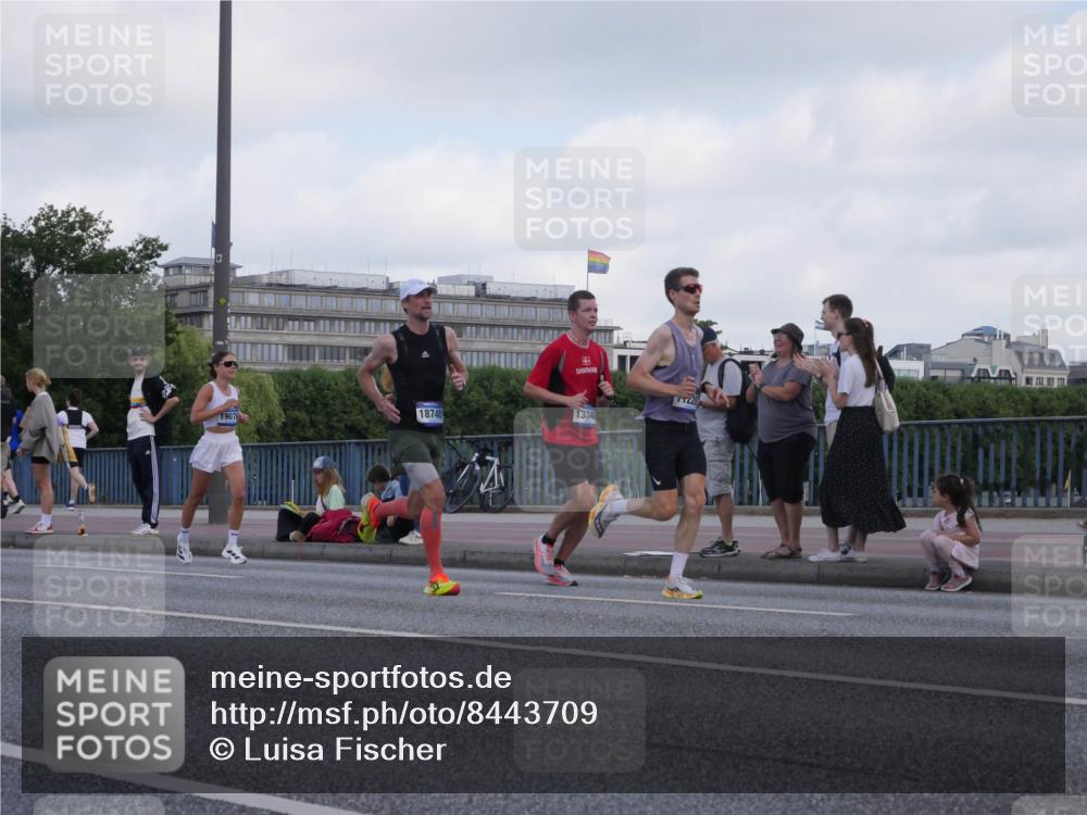 29.06.2025 - hella hamburg halbmarathon Luisa Fischer http://msf.ph/oto/8443709 29.06.2025 09:44:55 Kennedybrücke 18740, 13346 meine-sportfotos.de