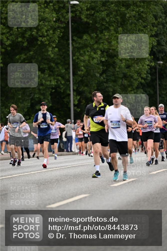 29.06.2025 - hella hamburg halbmarathon Dr. Thomas Lammeyer http://msf.ph/oto/8443873 29.06.2025 10:57:42 Kennedybrücke 1753, 2291, 4595, 5562, 6041, 6044, 6913, 7039, 7611, 7890, 8212, 8414, 8515, 9103, 9368, 9545, 9685, 10490, 10981, 11268 meine-sportfotos.de