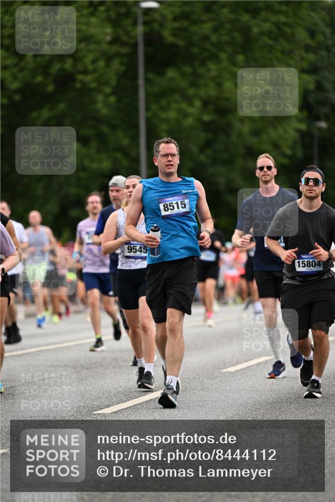 29.06.2025 - hella hamburg halbmarathon Dr. Thomas Lammeyer http://msf.ph/oto/8444112 29.06.2025 10:57:49 Kennedybrücke 1753, 2291, 3226, 4591, 5562, 6041, 6044, 6913, 7039, 7068, 7611, 7876, 7890, 8212, 8414, 8515, 8906, 9103, 9545, 9685, 10490, 11268 meine-sportfotos.de