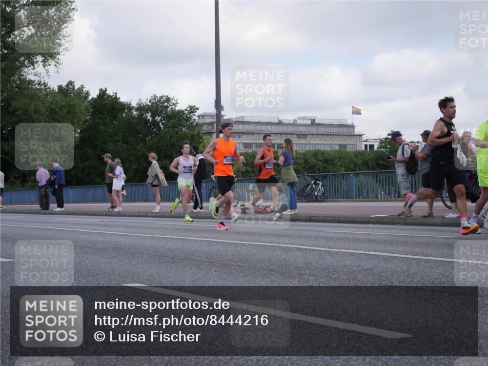 29.06.2025 - hella hamburg halbmarathon Luisa Fischer http://msf.ph/oto/8444216 29.06.2025 09:45:21 Kennedybrücke 15483, 1832, 14757, 1271, 9565, 9767, 10867 meine-sportfotos.de