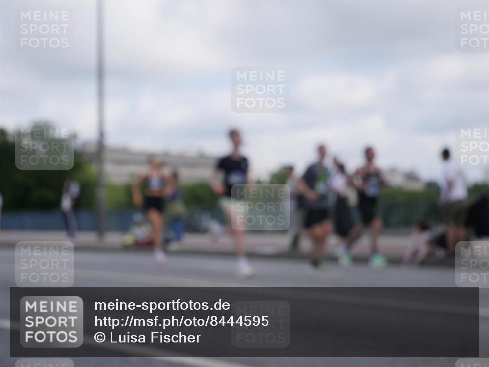 29.06.2025 - hella hamburg halbmarathon Luisa Fischer http://msf.ph/oto/8444595 29.06.2025 09:45:47 Kennedybrücke 2075, 2180, 2203, 8318, 8376, 9804 meine-sportfotos.de