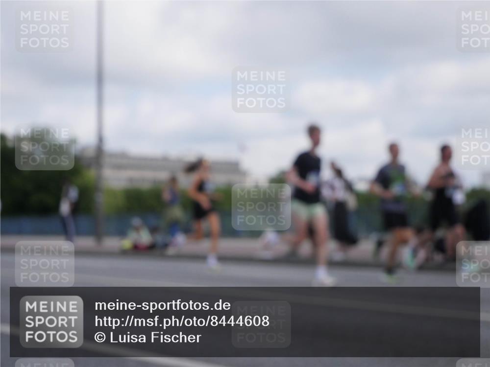 29.06.2025 - hella hamburg halbmarathon Luisa Fischer http://msf.ph/oto/8444608 29.06.2025 09:45:48 Kennedybrücke 2075, 2180, 2203, 2483, 8318, 8376, 9804, 10351 meine-sportfotos.de