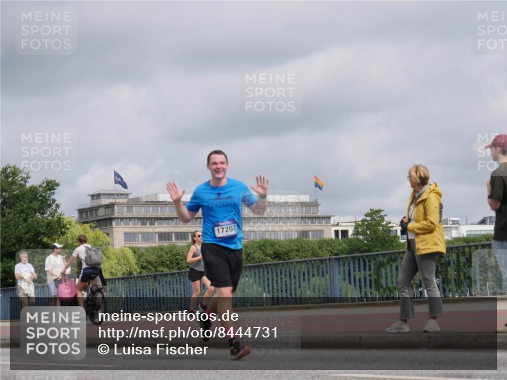 29.06.2025 - hella hamburg halbmarathon Luisa Fischer http://msf.ph/oto/8444731 29.06.2025 10:26:41 Kennedybrücke 17207, 1382, 2925, 5343 meine-sportfotos.de