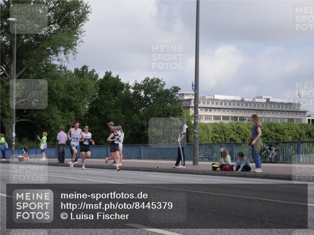 29.06.2025 - hella hamburg halbmarathon Luisa Fischer http://msf.ph/oto/8445379 29.06.2025 09:46:35 Kennedybrücke 15655, 19114, 3075, 3968, 9047, 10790 meine-sportfotos.de