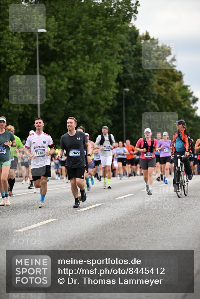 29.06.2025 - hella hamburg halbmarathon Dr. Thomas Lammeyer http://msf.ph/oto/8445412 29.06.2025 10:58:06 Kennedybrücke 1017, 1789, 1900, 1984, 2079, 2146, 2528, 2701, 3226, 4591, 4626, 4801, 5562, 5817, 5857, 6273, 6913, 7068, 7611, 7876, 8189, 8212, 8906, 8924, 9103, 9531, 9545, 9685, 10175, 11390 meine-sportfotos.de