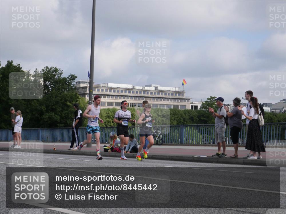 29.06.2025 - hella hamburg halbmarathon Luisa Fischer http://msf.ph/oto/8445442 29.06.2025 09:46:38 Kennedybrücke 15655, 19114, 10790, 1065, 3075, 3968, 7349, 9047, 10790 meine-sportfotos.de