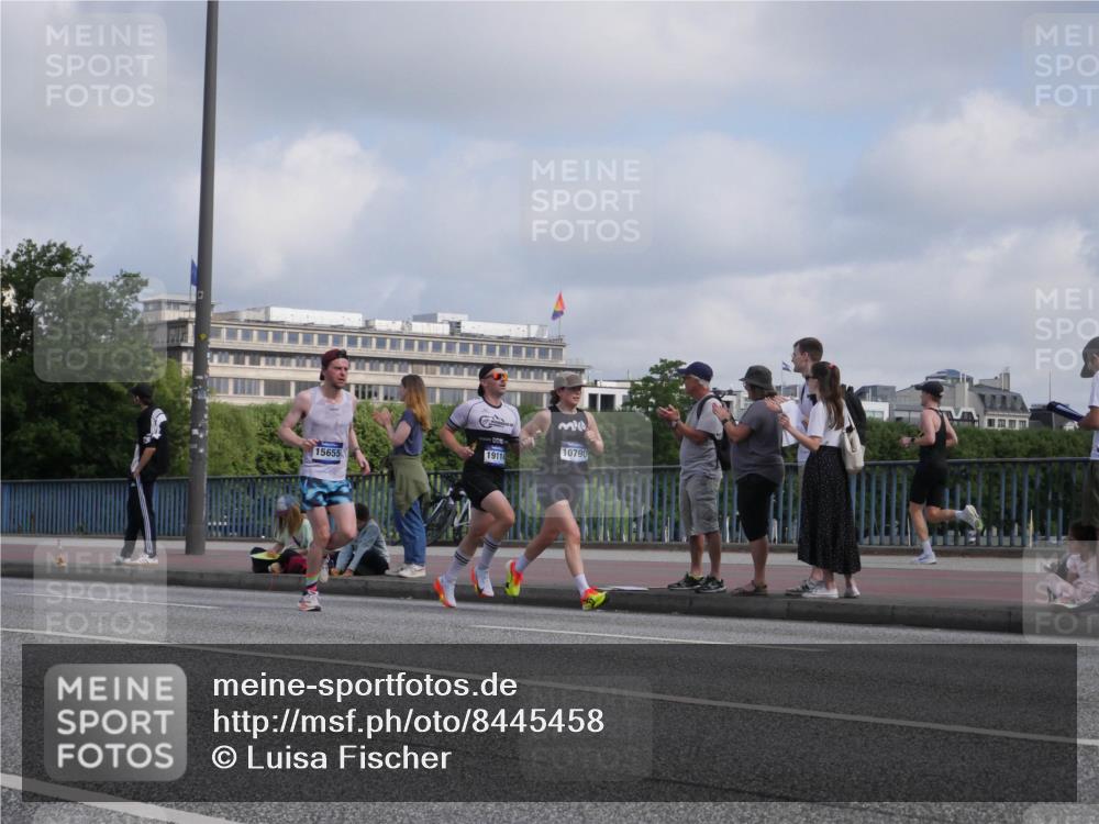 29.06.2025 - hella hamburg halbmarathon Luisa Fischer http://msf.ph/oto/8445458 29.06.2025 09:46:38 Kennedybrücke 15655, 19114, 10790, 1065, 3075, 3968, 7349, 9047, 10790 meine-sportfotos.de