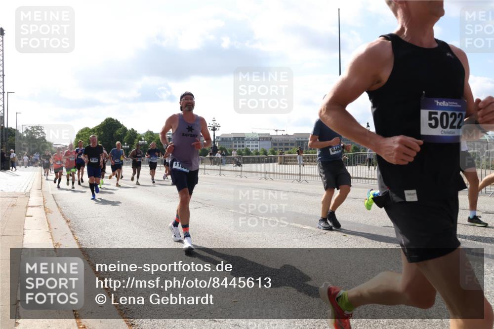 29.06.2025 - hella hamburg halbmarathon Lena Gebhardt http://msf.ph/oto/8445613 29.06.2025 09:53:22 Lombardsbrücke 9126, 6460, 5022, 1012, 1391, 1466, 1558, 1735, 1750, 1759, 2048, 2213, 2234, 2365, 2402, 2590, 2623, 2788, 2970, 3004, 3021, 3098, 3146, 3186, 3304, 3414, 3907, 3917, 3928, 4091, 4310, 4553, 4981, 4997, 5022, 5132, 5460, 5623, 5624, 5682, 5692, 6071, 6081, 6152, 6203, 6282, 6375, 6460, 6712, 6716, 6903, 7005, 7093, 7147, 7204, 7322, 7450, 7765, 8063, 8145, 8467, 8664, 9126, 9626, 9723, 9965, 13009 meine-sportfotos.de