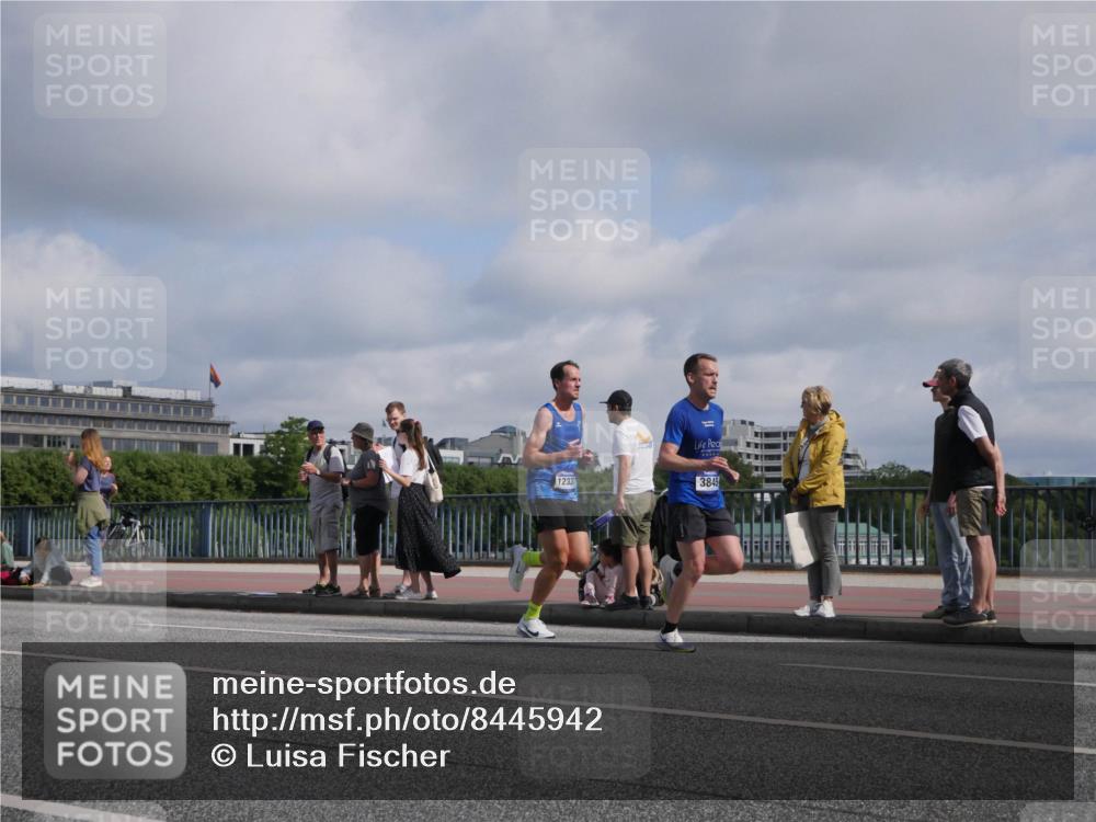 29.06.2025 - hella hamburg halbmarathon Luisa Fischer http://msf.ph/oto/8445942 29.06.2025 09:46:55 Kennedybrücke 12331, 3845, 2021, 3845, 5367, 8473, 8731, 10848 meine-sportfotos.de