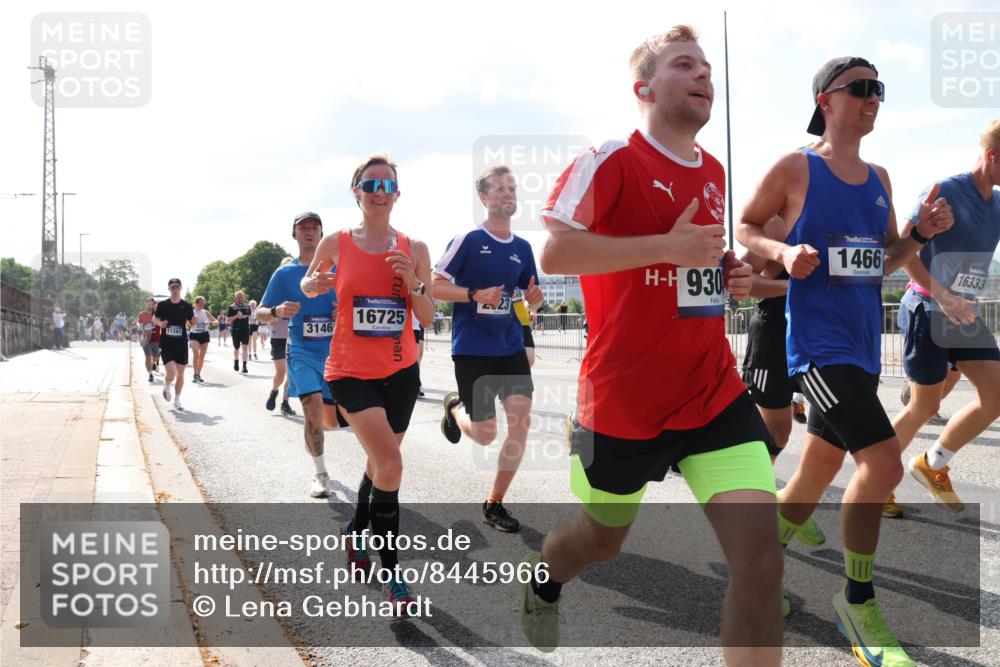 29.06.2025 - hella hamburg halbmarathon Lena Gebhardt http://msf.ph/oto/8445966 29.06.2025 09:53:27 Lombardsbrücke 11283, 3146, 16725, 930, 1466, 16333, 1012, 1391, 1466, 1558, 1735, 1750, 1759, 2048, 2213, 2234, 2365, 2402, 2590, 2623, 2890, 2937, 2970, 3004, 3146, 3186, 3304, 3414, 3907, 3928, 4091, 4140, 4247, 4310, 4553, 4997, 5022, 5132, 5362, 5460, 5532, 5623, 5624, 5692, 6071, 6081, 6152, 6203, 6282, 6375, 6388, 6460, 6712, 6903, 7093, 7147, 7204, 7322, 7385, 7448, 7450, 7480, 7765, 8063, 8145, 8664, 9126, 9626, 9633, 9723, 9965, 13009 meine-sportfotos.de