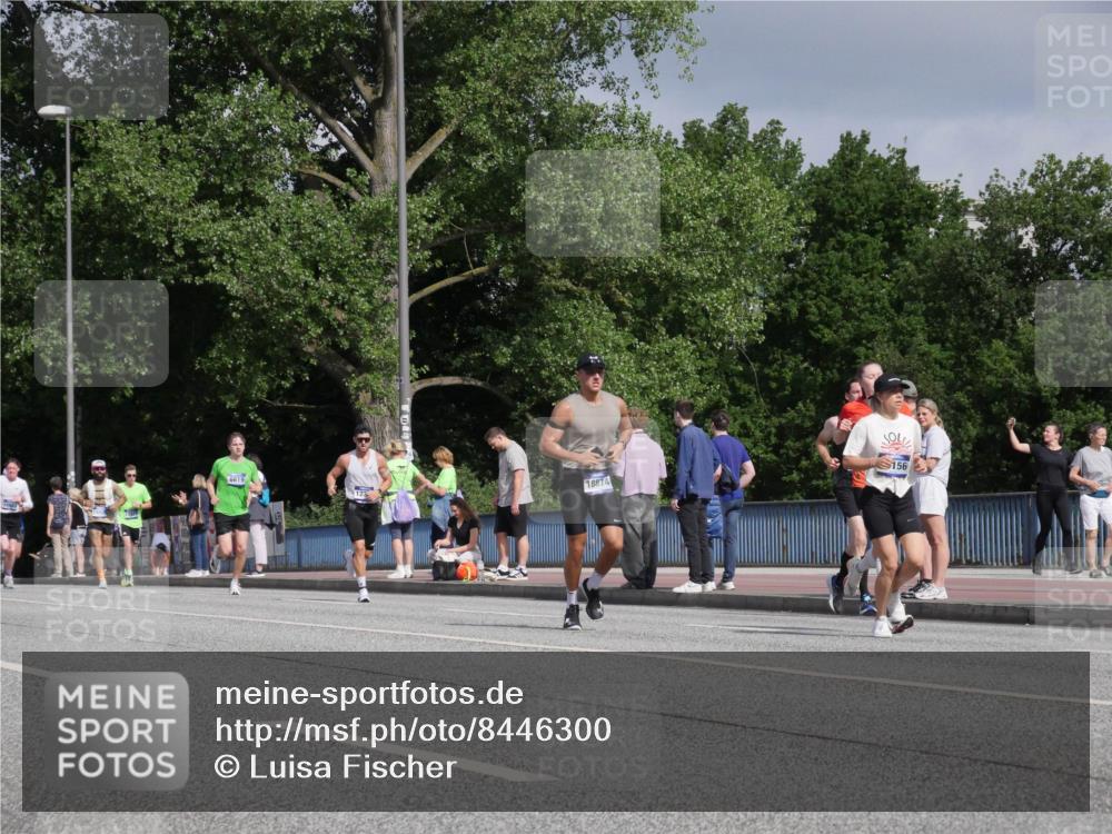 29.06.2025 - hella hamburg halbmarathon Luisa Fischer http://msf.ph/oto/8446300 29.06.2025 09:47:06 Kennedybrücke 6619, 18874, 156, 3201, 5367, 6619, 8473, 10156, 10848 meine-sportfotos.de