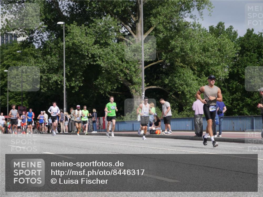 29.06.2025 - hella hamburg halbmarathon Luisa Fischer http://msf.ph/oto/8446317 29.06.2025 09:47:07 Kennedybrücke 6619, 18874, 3201, 5367, 6619, 10156, 10848 meine-sportfotos.de