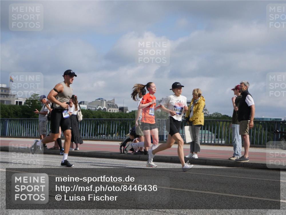 29.06.2025 - hella hamburg halbmarathon Luisa Fischer http://msf.ph/oto/8446436 29.06.2025 09:47:10 Kennedybrücke 18814, 320, 10156, 3201, 6619, 10156 meine-sportfotos.de