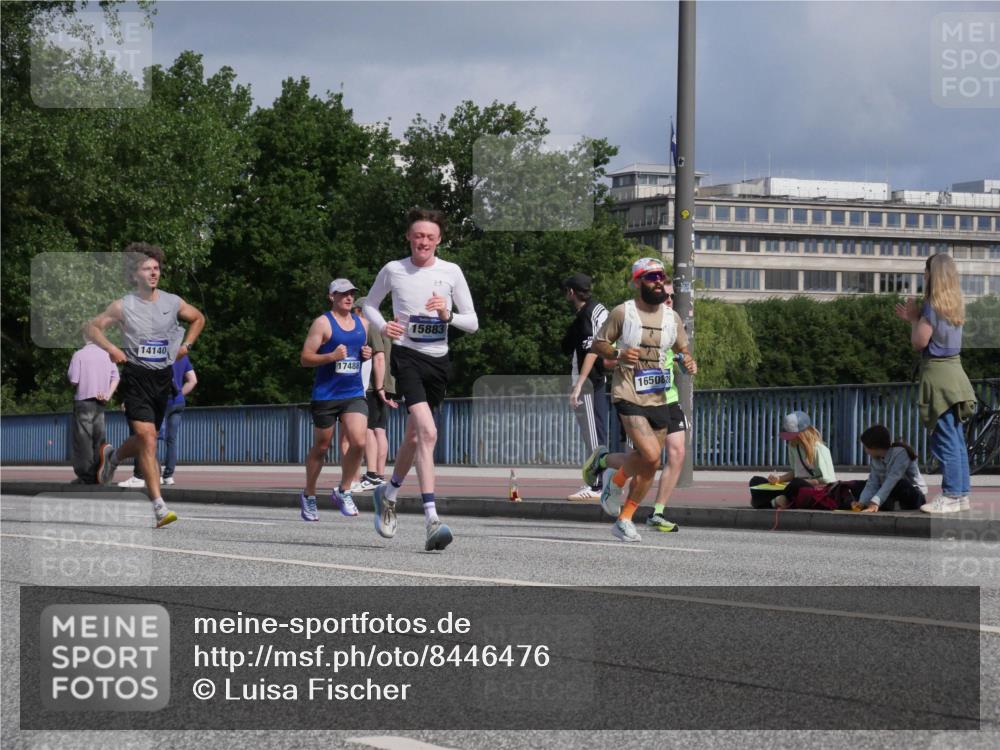 29.06.2025 - hella hamburg halbmarathon Luisa Fischer http://msf.ph/oto/8446476 29.06.2025 09:47:15 Kennedybrücke 14140, 17488, 15883, 165082, 5269, 6619, 10486 meine-sportfotos.de