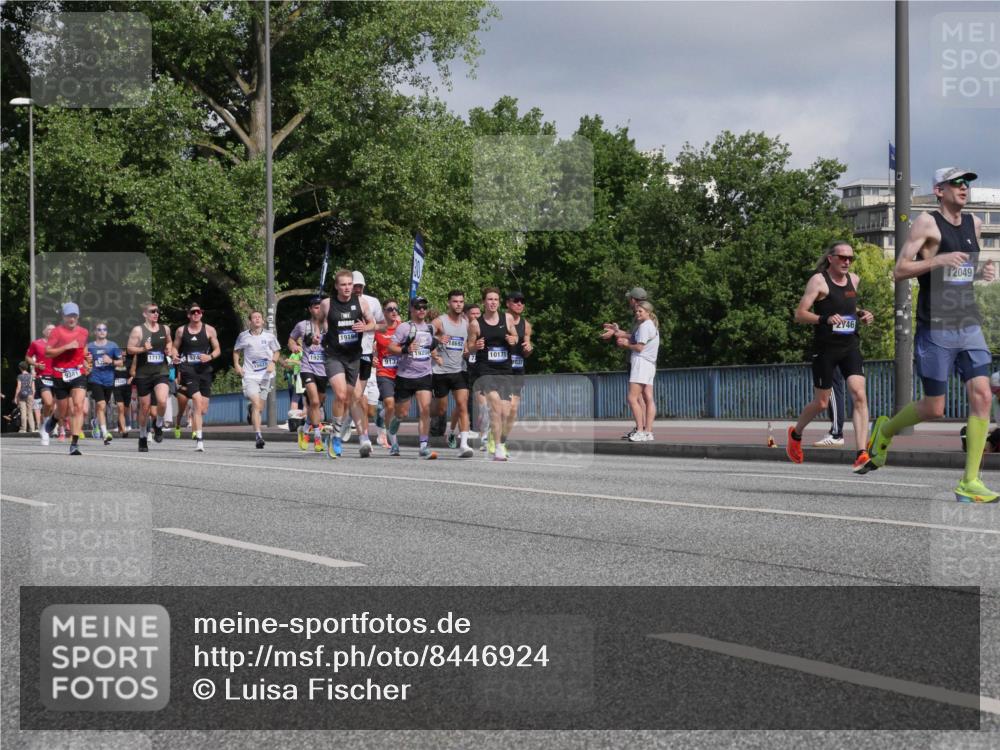29.06.2025 - hella hamburg halbmarathon Luisa Fischer http://msf.ph/oto/8446924 29.06.2025 09:47:27 Kennedybrücke 9381, 17175, 574, 1920, 19194, 18692, 19204, 10171, 9137, 2946, 12049, 1758, 2746, 3043, 5070, 5328, 5746, 6781, 7272, 8209, 8883, 9137, 9381, 10171 meine-sportfotos.de