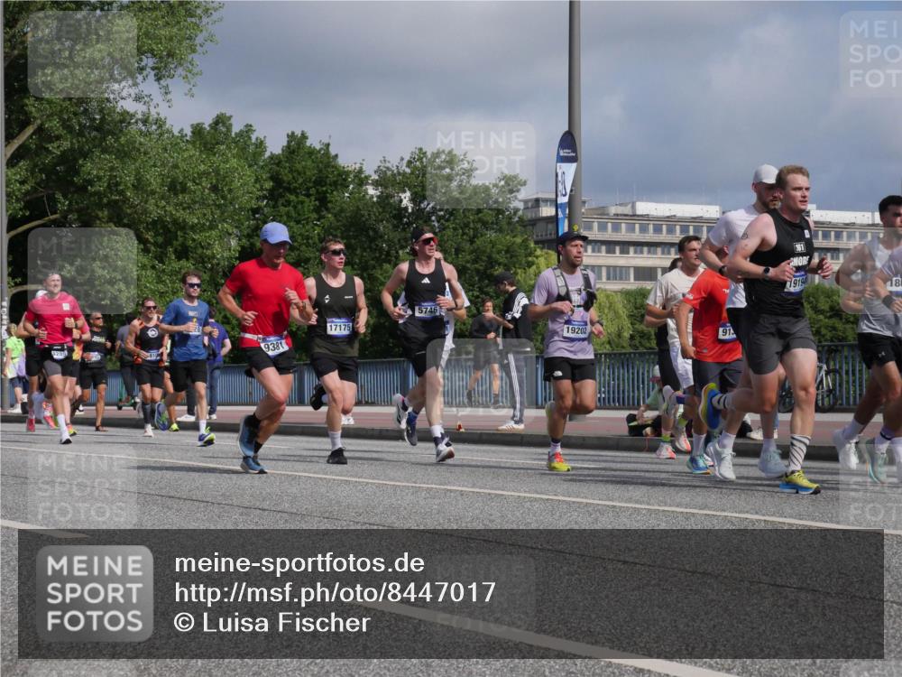 29.06.2025 - hella hamburg halbmarathon Luisa Fischer http://msf.ph/oto/8447017 29.06.2025 09:47:31 Kennedybrücke 9381, 17175, 5746, 19202, 91, 161, 1919, 18, 2746, 3043, 4050, 5070, 5328, 5746, 5826, 6781, 7272, 7723, 8209, 8883, 9137, 9381, 10171 meine-sportfotos.de
