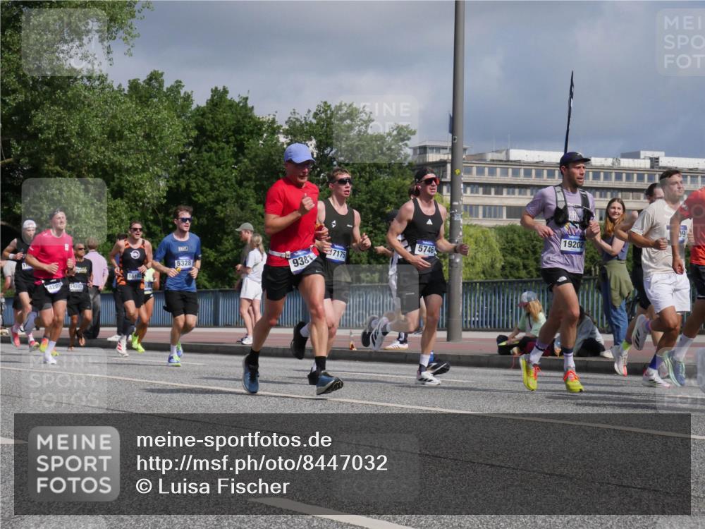 29.06.2025 - hella hamburg halbmarathon Luisa Fischer http://msf.ph/oto/8447032 29.06.2025 09:47:31 Kennedybrücke 4289, 18102, 5328, 9381, 7175, 19202, 5746, 09, 2746, 3043, 4050, 5070, 5328, 5746, 5826, 6781, 7272, 7723, 8209, 8883, 9137, 9381, 10171 meine-sportfotos.de