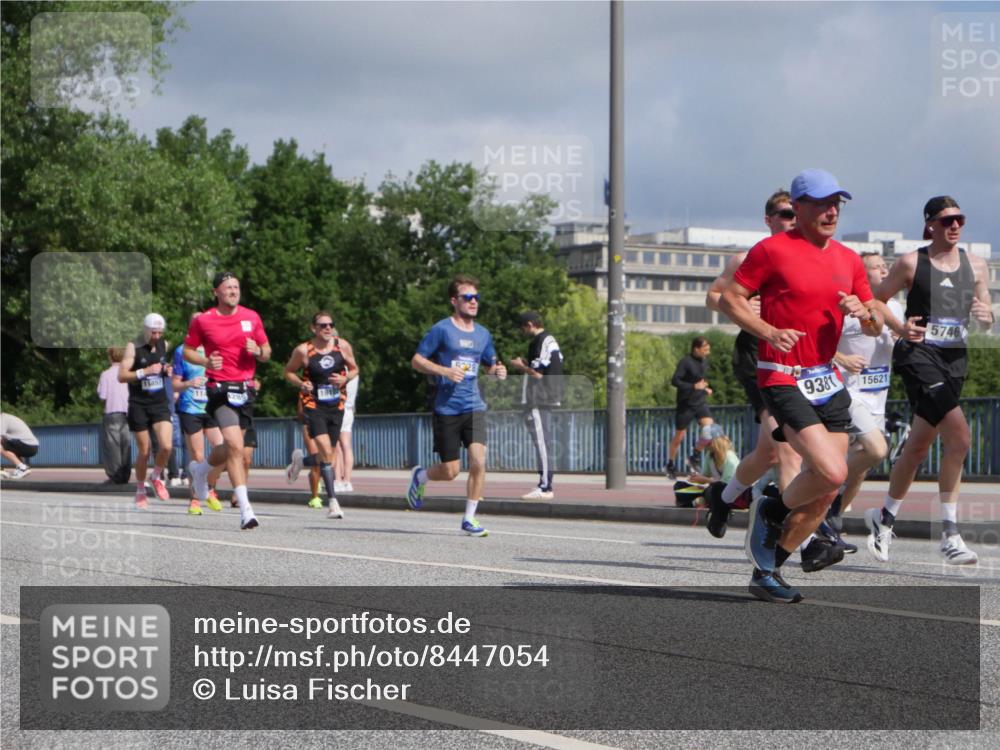 29.06.2025 - hella hamburg halbmarathon Luisa Fischer http://msf.ph/oto/8447054 29.06.2025 09:47:32 Kennedybrücke 11657, 114, 1289, 5328, 9381, 15621, 5746, 2746, 3043, 4050, 5070, 5328, 5746, 5826, 7272, 7723, 8209, 8883, 9137, 9381, 10171 meine-sportfotos.de