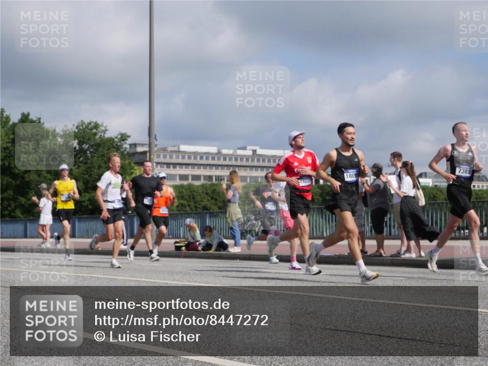 29.06.2025 - hella hamburg halbmarathon Luisa Fischer http://msf.ph/oto/8447272 29.06.2025 09:47:41 Kennedybrücke 14028, 18099, 7389, 1990, 2689, 4050, 4679, 4698, 4749, 5826, 6358, 7481, 7723, 9634, 10017 meine-sportfotos.de